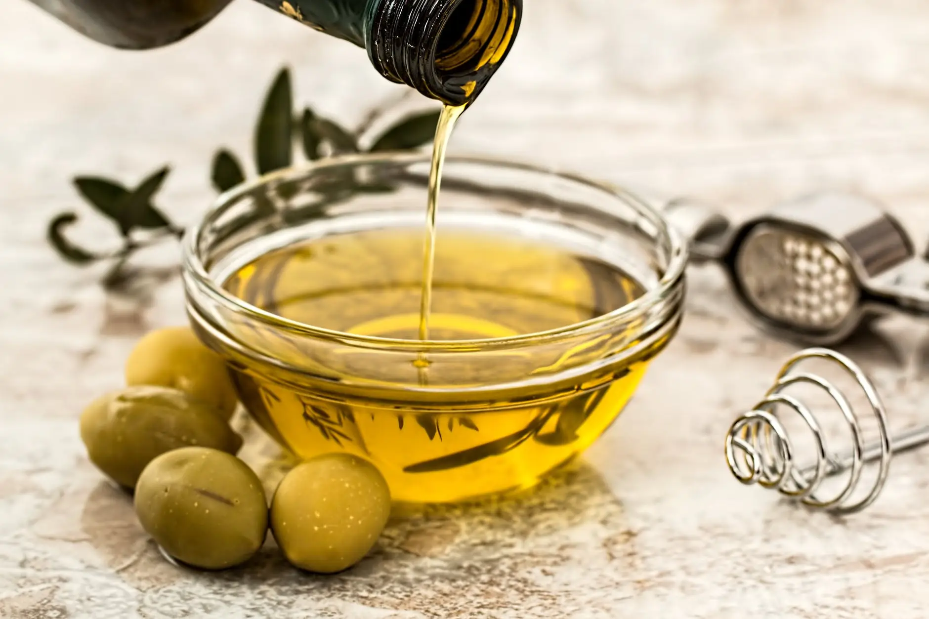 Il nuovo olio naturale che sfida le rughe e rivoluziona la lotta all’invecchiamento Immagine selezionata