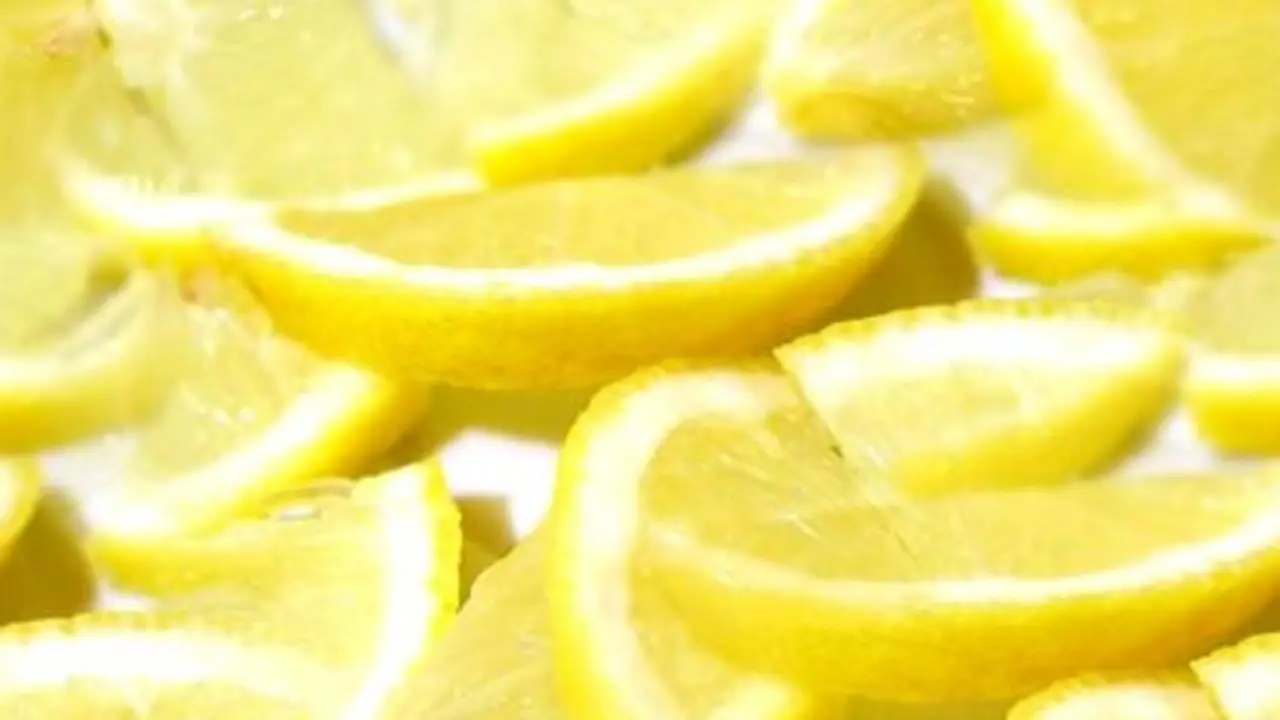 Il nuovo olio naturale che sfida le rughe e rivoluziona la lotta all’invecchiamento Immagine selezionata