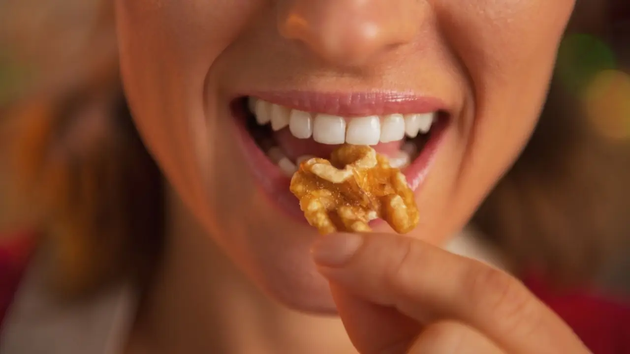 Scoperta rivoluzionaria: permette la ricrescita dei denti anche negli adulti Immagine selezionata