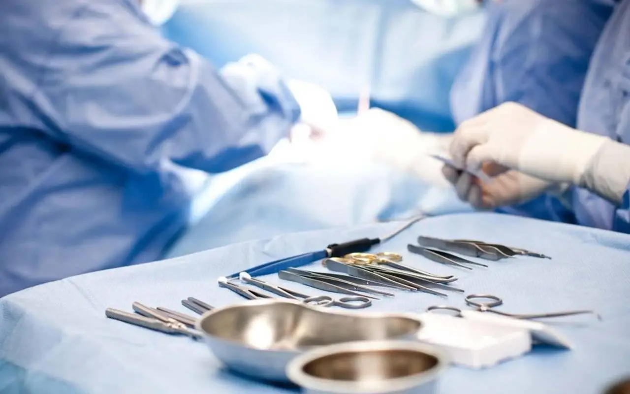 Come riconoscere i dispositivi medici sicuri secondo le nuove linee guida 2025 SC - Simbolo CE su dispositivo medico